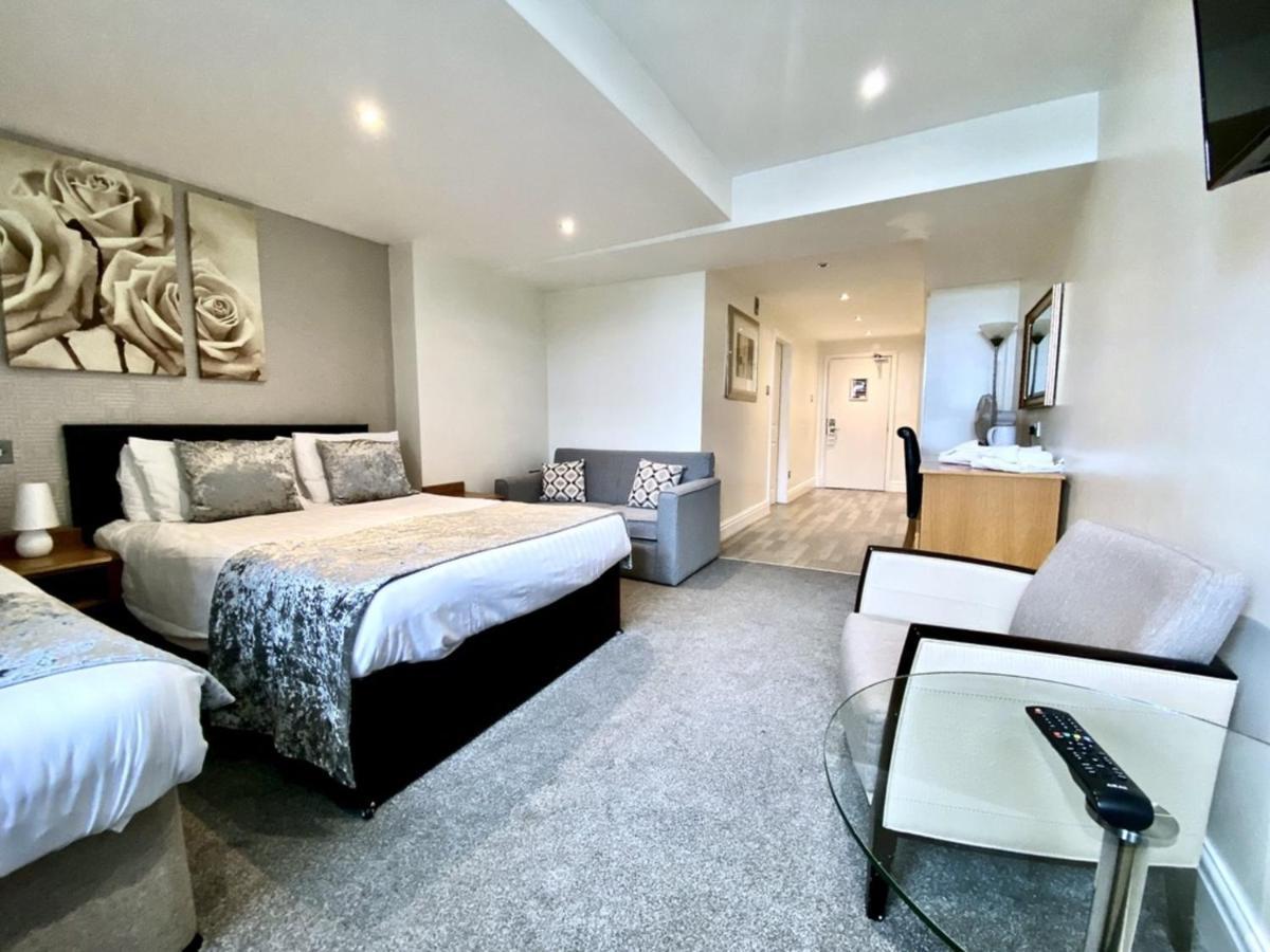 Royal Seabank Hotel 3*