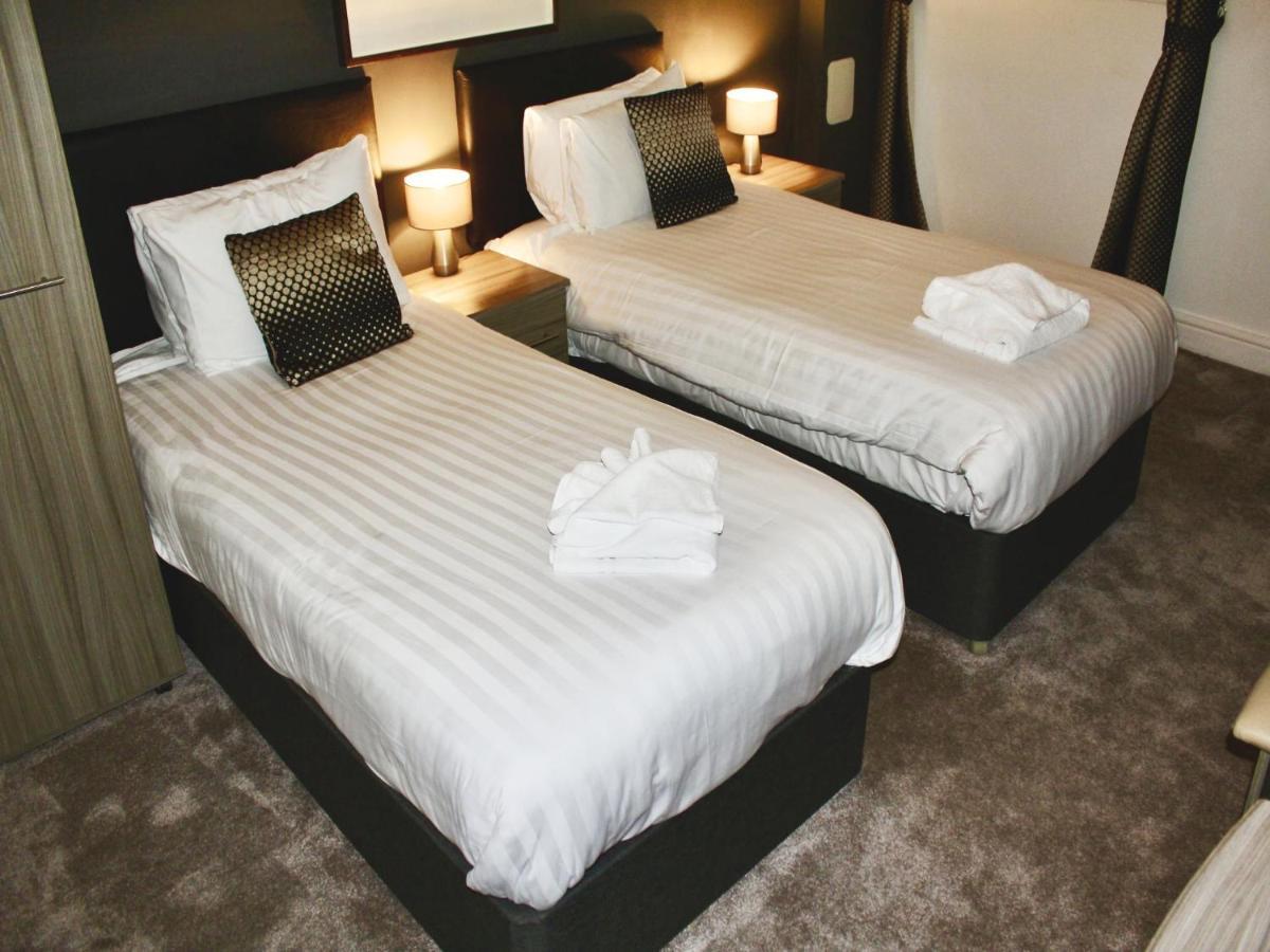 Отель Royal Seabank 3*