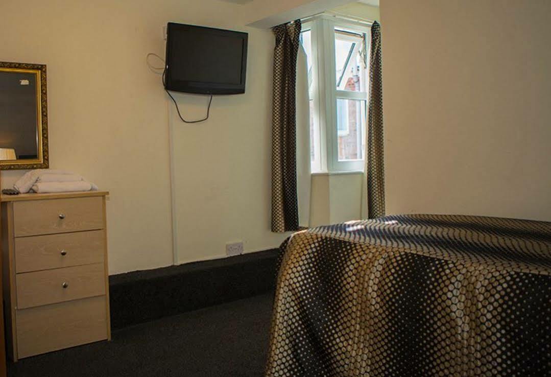 Royal Seabank 3*